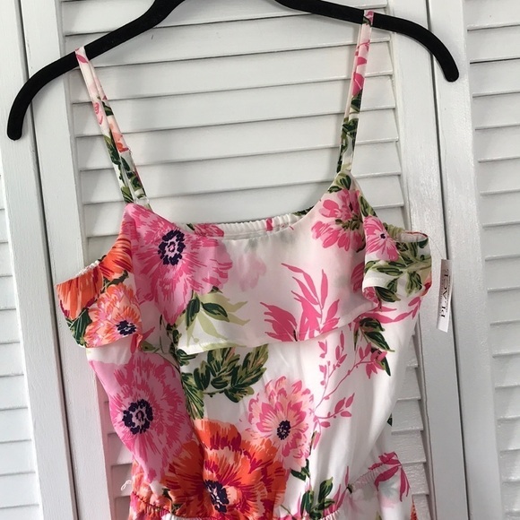 The Children’s Place Floral Sharkbite Hem Dress - Picture 2 of 4